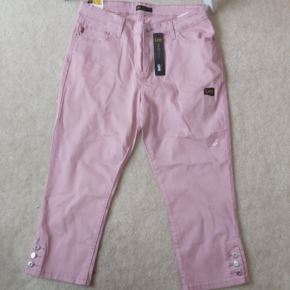 LEE Women's Modern Series Midrise Fit Capri S:12 - Picture 2 of 8